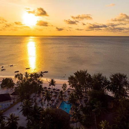 Sansi Kae Beach Resort Michamvi Buitenkant foto