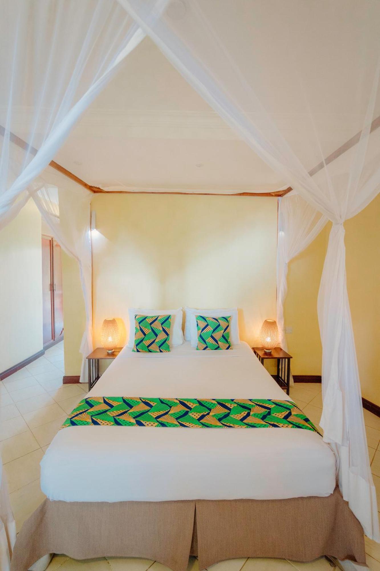 Sansi Kae Beach Resort Michamvi Buitenkant foto