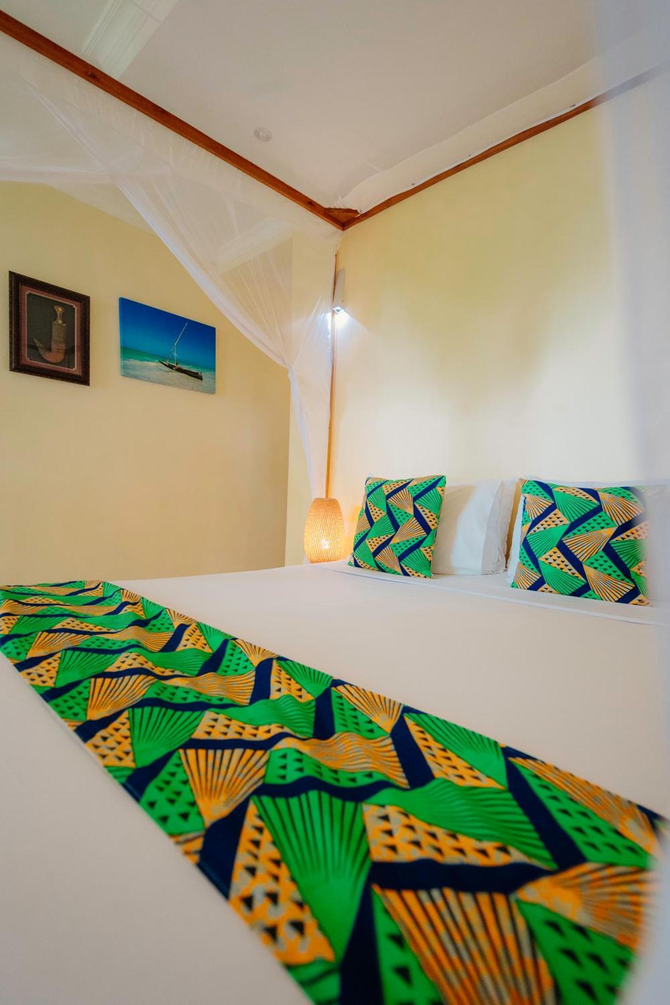 Sansi Kae Beach Resort Michamvi Buitenkant foto