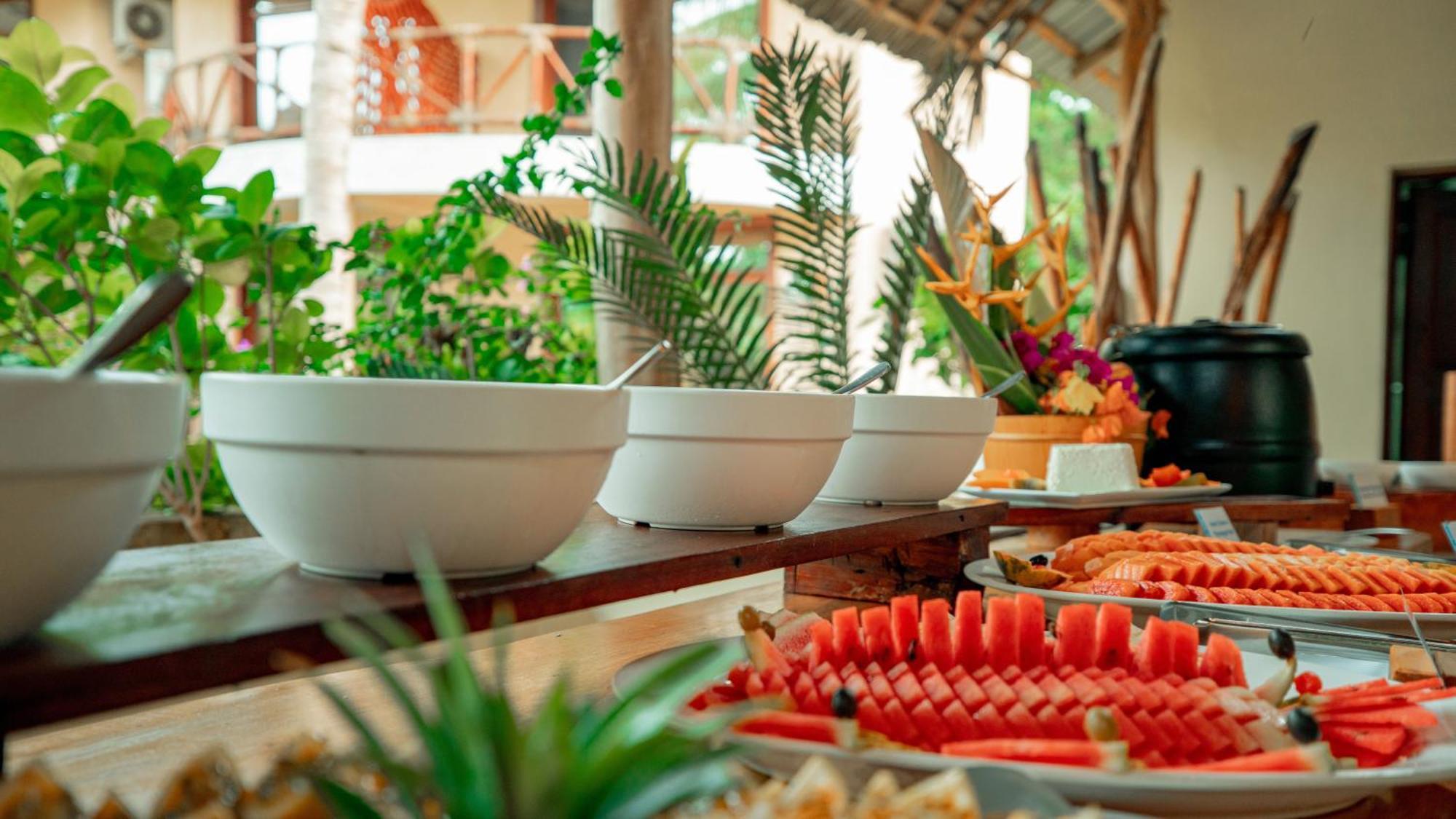Sansi Kae Beach Resort Michamvi Buitenkant foto