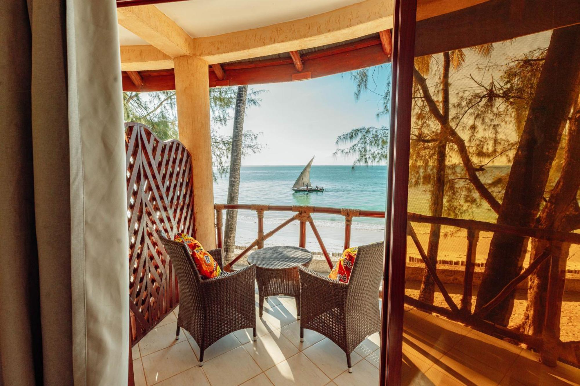 Sansi Kae Beach Resort Michamvi Buitenkant foto