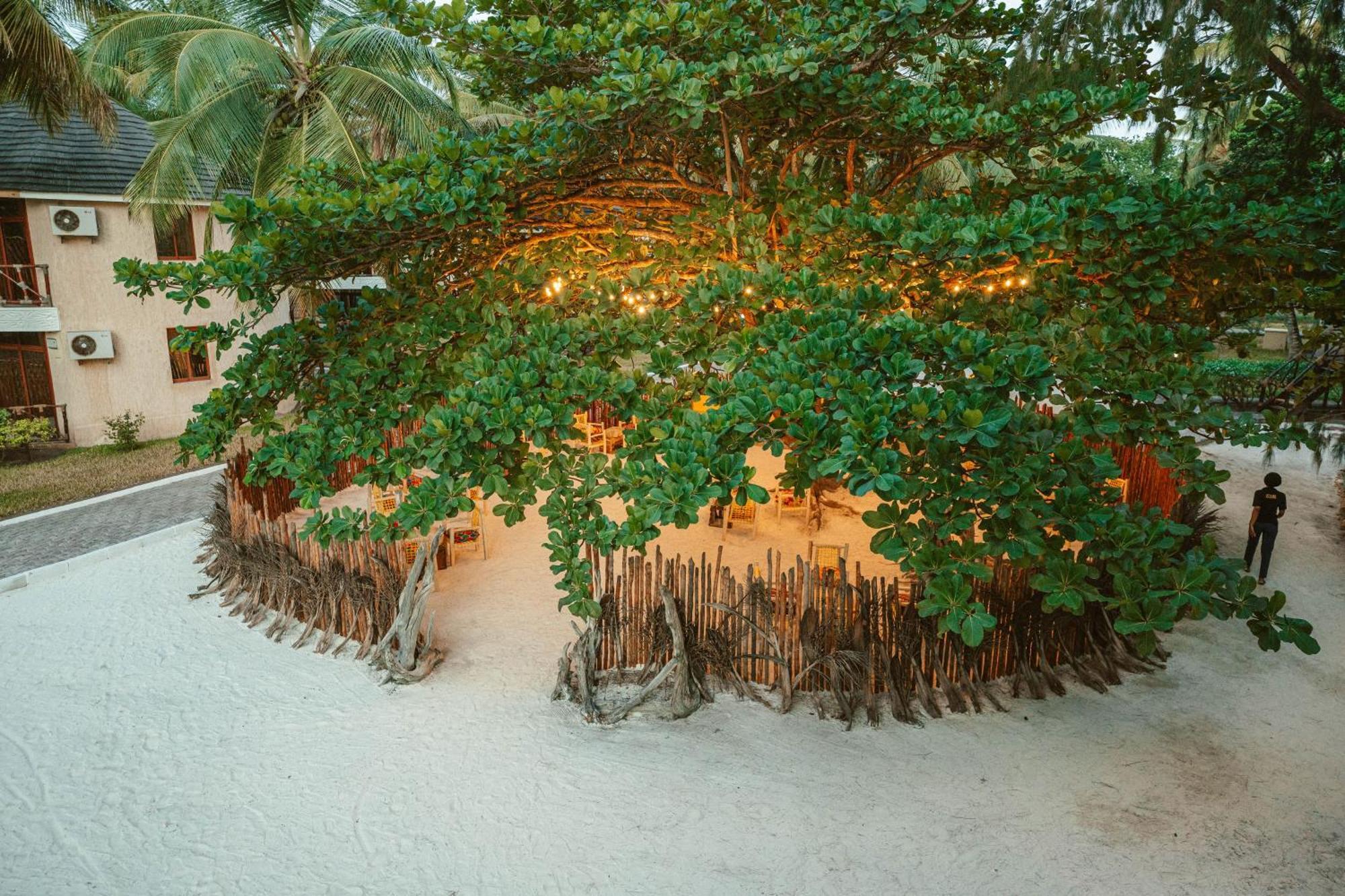 Sansi Kae Beach Resort Michamvi Buitenkant foto